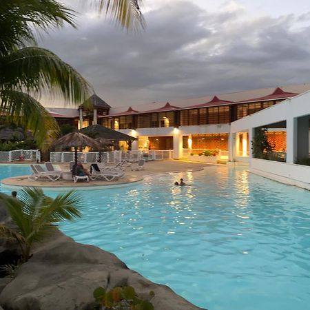 Le Camassia - Studio De Standing Dans Residence Privee Avec Acces Piscine Et Plage. Saint-Francois  Exterior photo