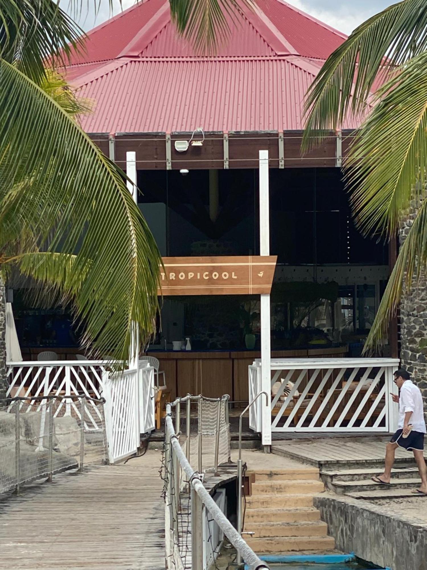 Le Camassia - Studio De Standing Dans Residence Privee Avec Acces Piscine Et Plage. Saint-Francois  Exterior photo